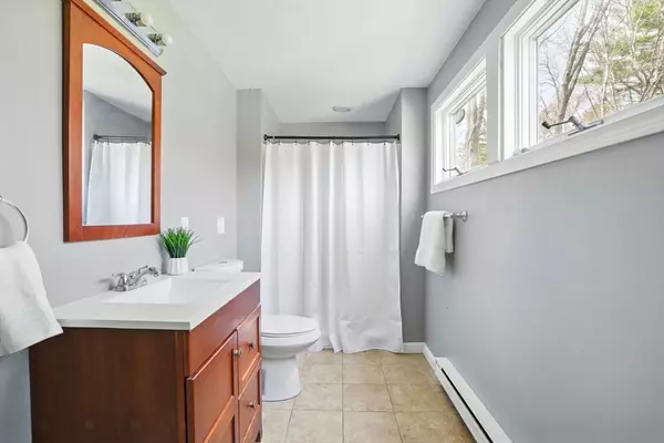 Norwell, MA 02061,11 Old Oaken Bucket Rd