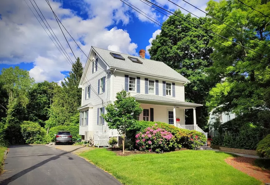 1 Spencer St, Lexington, MA 02420