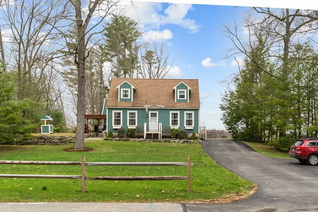 Amesbury, MA 01913,29 Beacon St