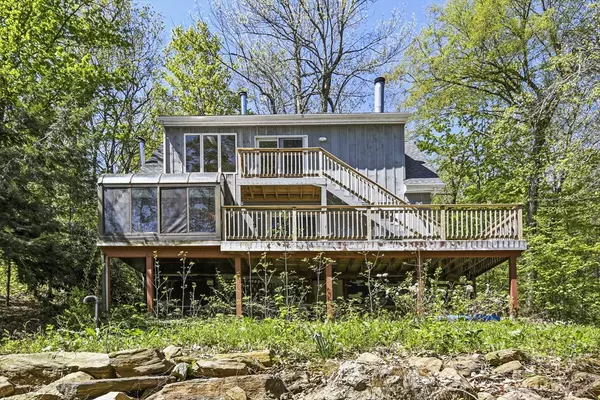 173 King Richard Drive, Becket, MA 01223