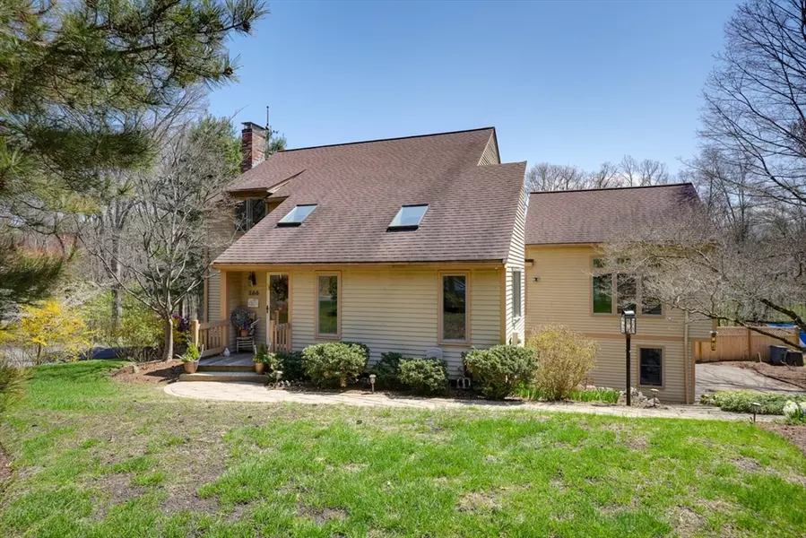 166 Willowgate Rise, Holliston, MA 01746