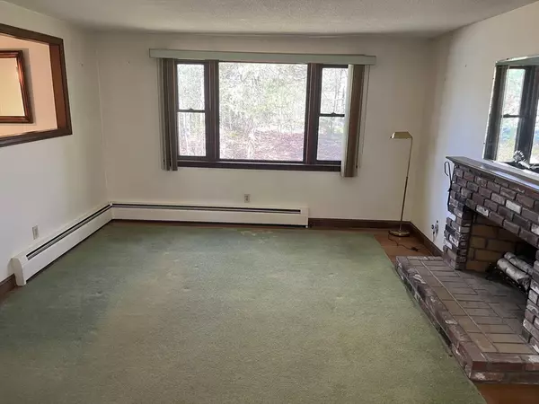 Mansfield, MA 02048,291 Ware Street