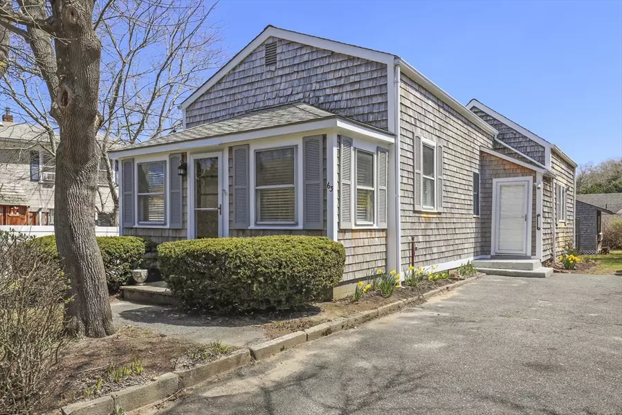 63 Adams St, Bourne, MA 02532