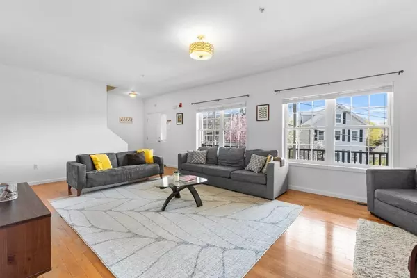 Somerville, MA 02145,54 Myrtle Street #2