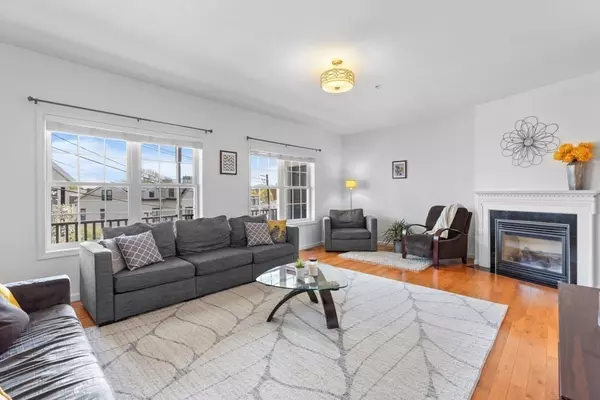 Somerville, MA 02145,54 Myrtle Street #2