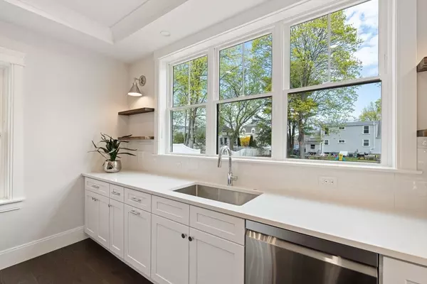 Natick, MA 01760,10 Malden #10