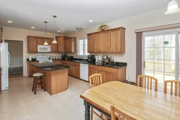 Milford, MA 01757,2 Stub Toe Ln