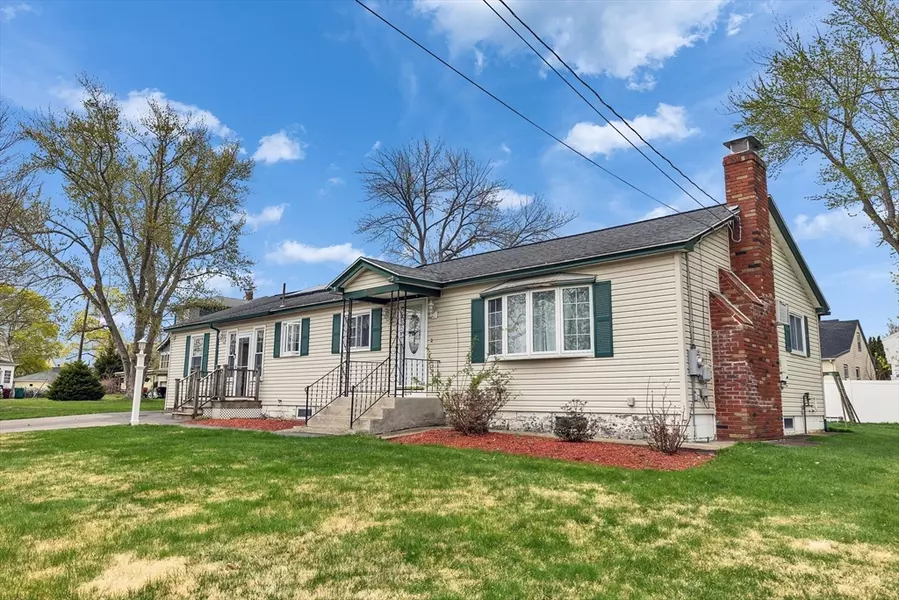 238 Emery Ave, Lowell, MA 01854