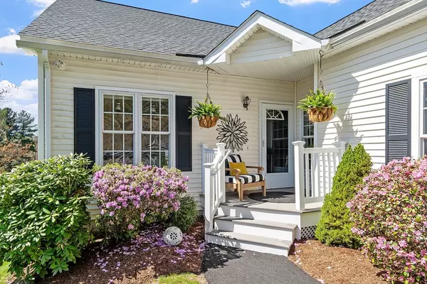 Southborough, MA 01772,36 William Onthank Lane #36