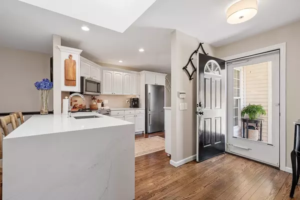 Southborough, MA 01772,36 William Onthank Lane #36