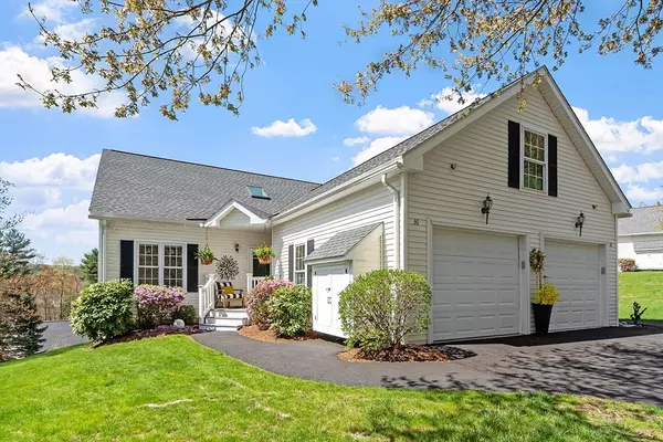 36 William Onthank Lane #36, Southborough, MA 01772