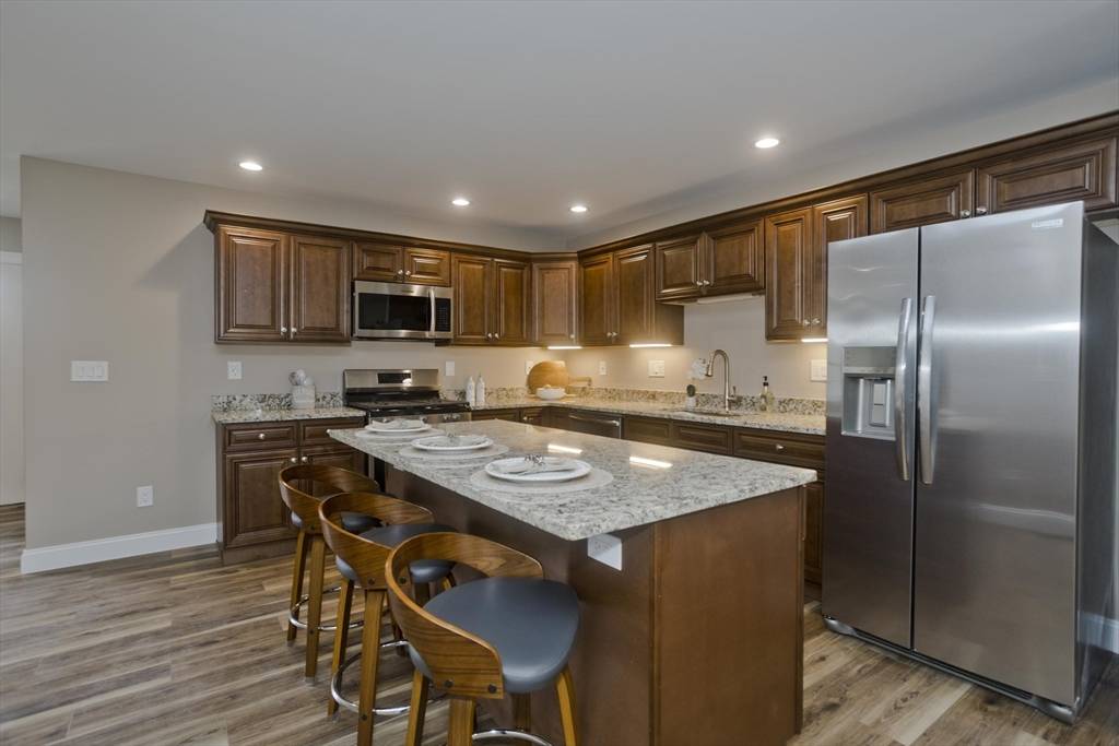 Agawam, MA 01001,3C Sabrina Way #C