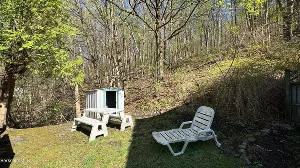 North Adams, MA 01247,8 Richview Avenue