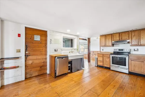 Belchertown, MA 01007,296 South Street