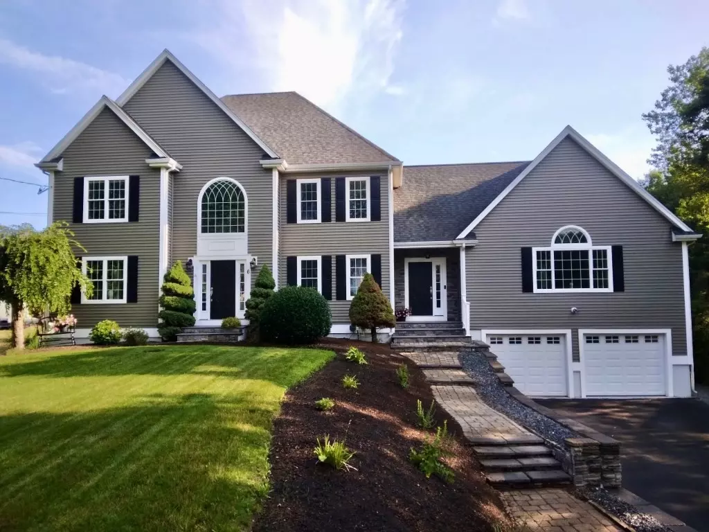 Attleboro, MA 02703,6 Cedar Creek Dr