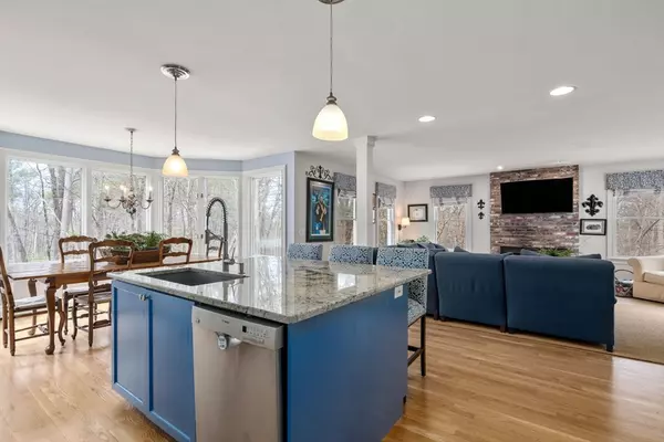 4 Old Meadow Lane, Harvard, MA 01451