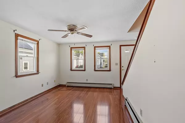 Lowell, MA 01852,31 Blossom Street #31