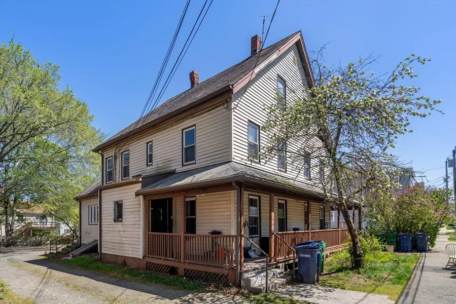 64-66 Dalby St, Newton, MA 02458