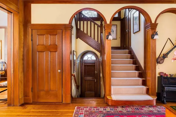 Cambridge, MA 02138,22 Francis Avenue