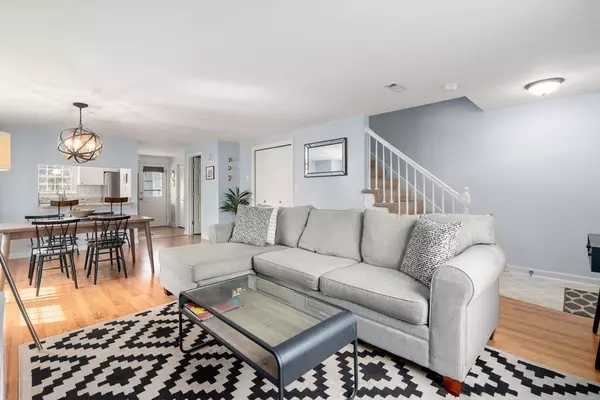 Whitman, MA 02382,728 Auburn St #C1