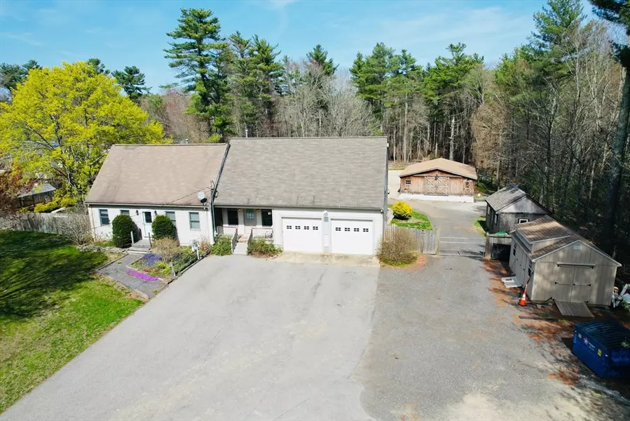 627 Wareham St, Middleboro, MA 02346