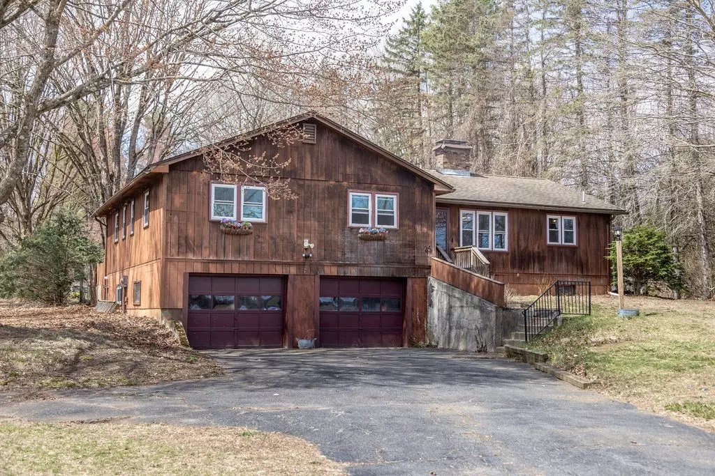 Deerfield, MA 01373,49 Sawmill Plain Rd