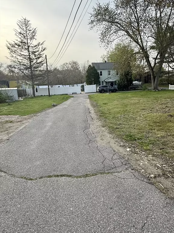 Brockton, MA 02301,347 W Chestnut St