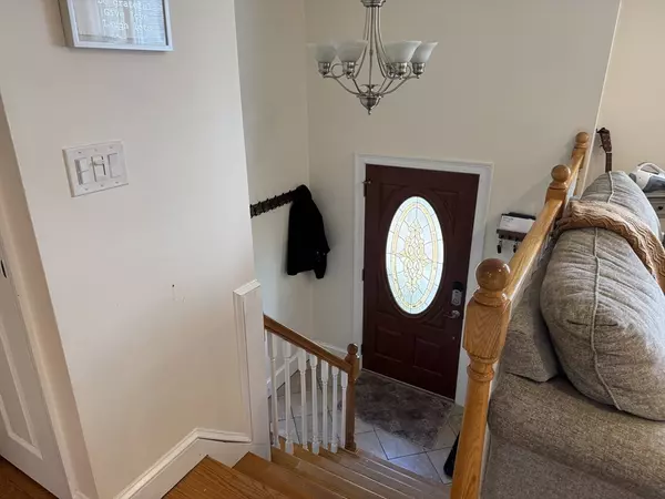 Holbrook, MA 02343,22 Pine St