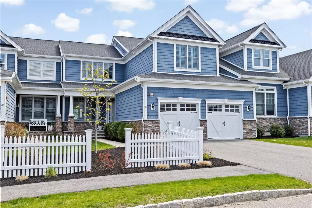 Scituate, MA 02066,25 Lois Ann Ct. #25
