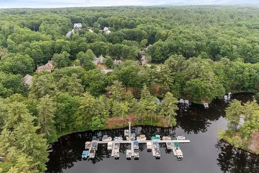 95 Royal Fern Dr #95, Lunenburg, MA 01462