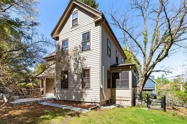 Arlington, MA 02476,38 Kensington Park