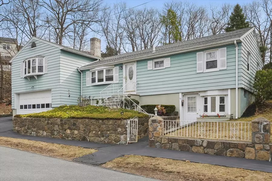 19 Betty Ter, Lynn, MA 01904