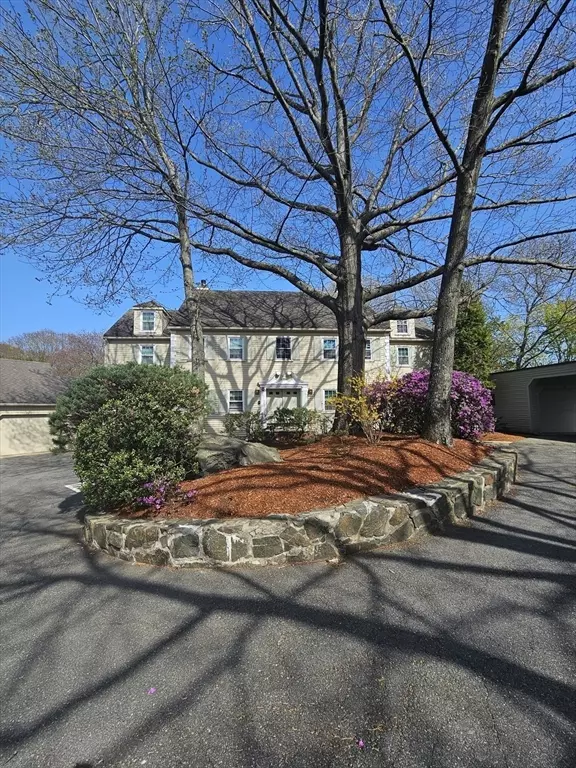 19 Valiant Way #19, Salem, MA 01970