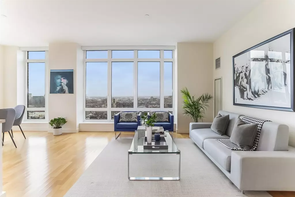 Boston, MA 02116,400 Stuart #18C