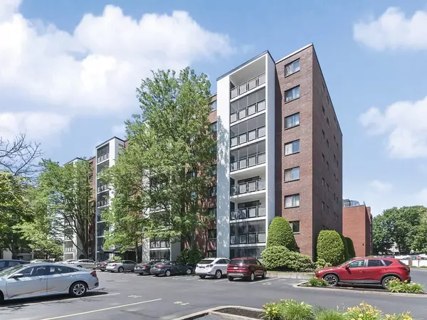 12 Ninth #608, Medford, MA 02155