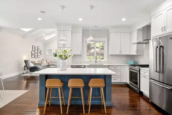 Wellesley, MA 02482,1 Lafayette Circle