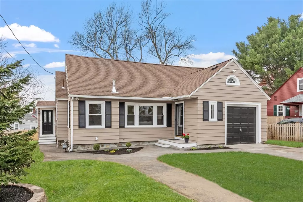North Andover, MA 01845,287 Waverly Rd
