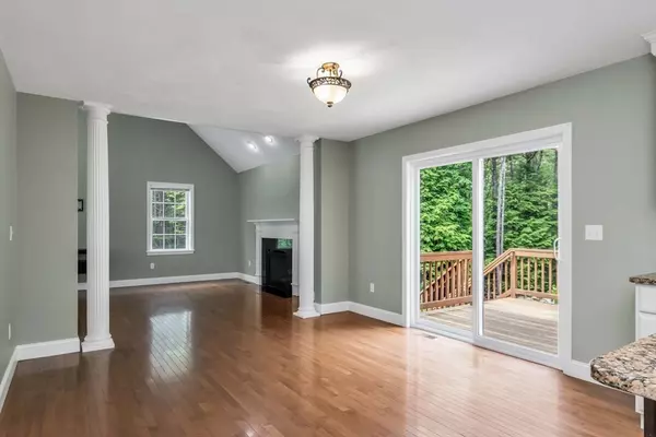 Townsend, MA 01469,20 Warner Road