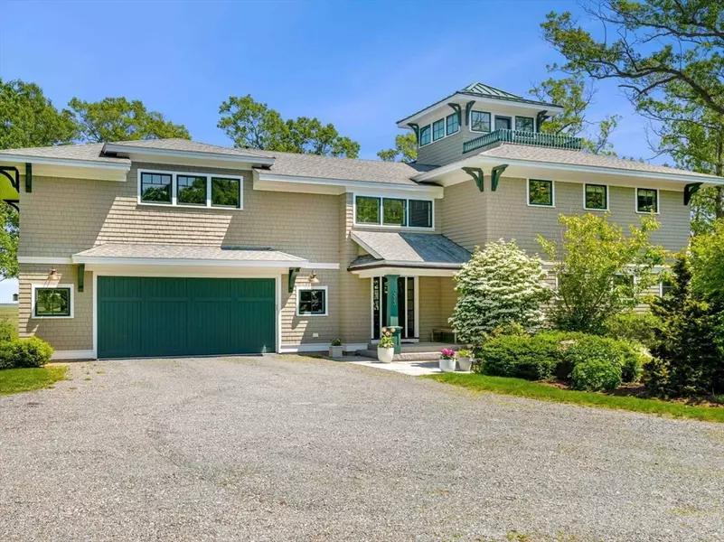 323R High Road, Newbury, MA 01951