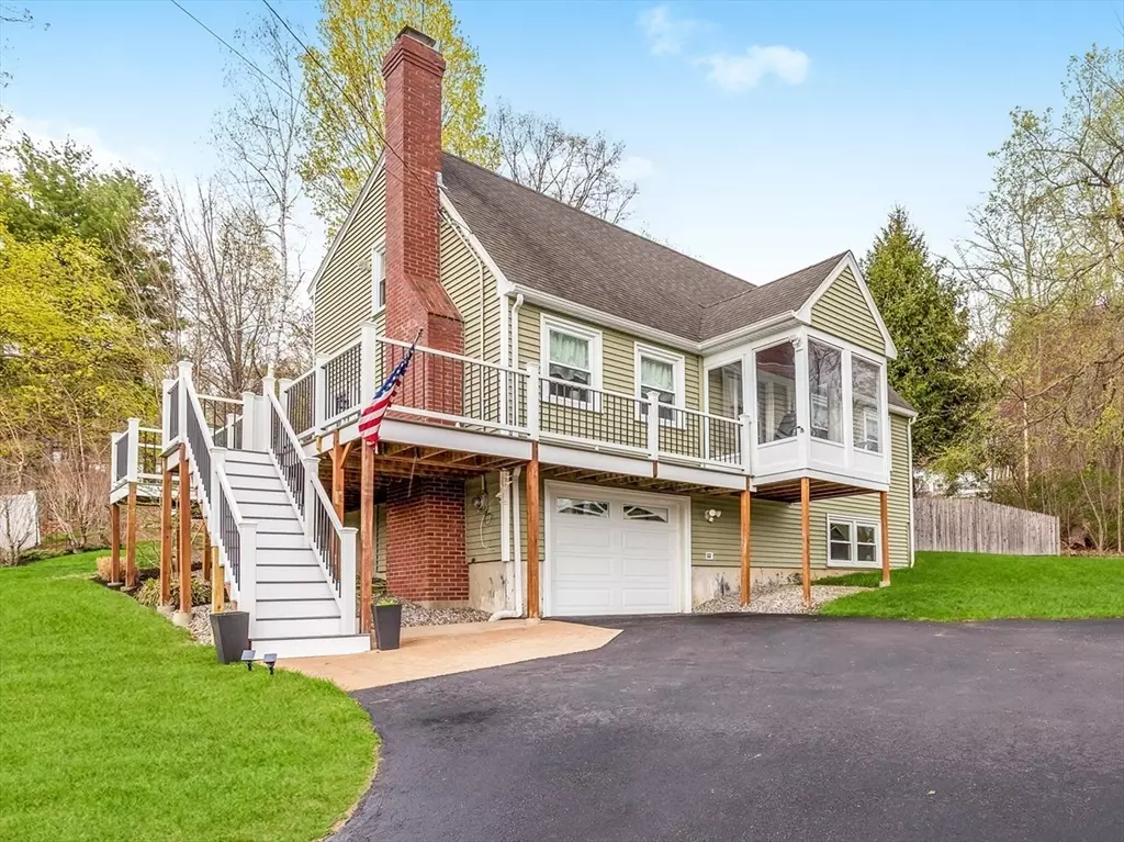 Haverhill, MA 01830,8 Wellings St