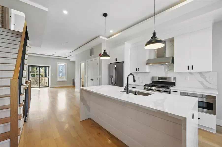 125 Saratoga St., #2, Boston, MA 02128
