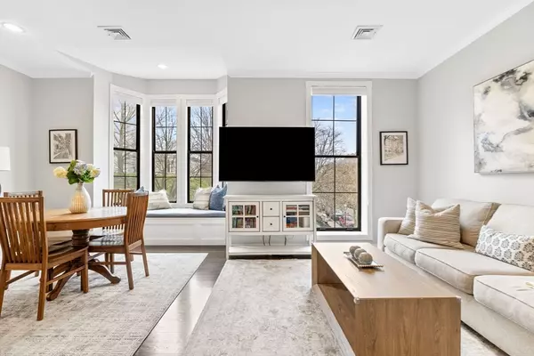 Boston, MA 02129,13 Monument Square #2