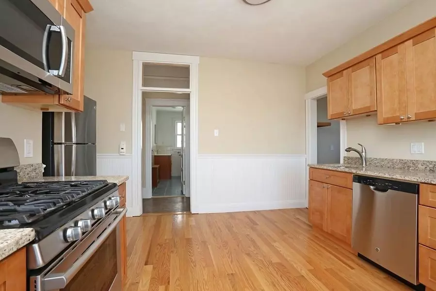 1 Orient Ave #3, Boston, MA 02128