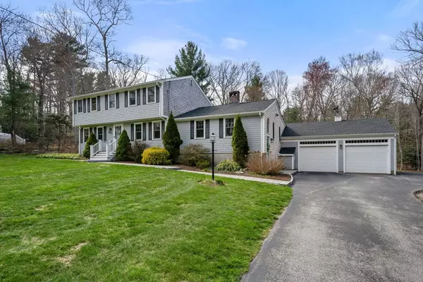 Norwell, MA 02061,18 Black Pond Hill Rd