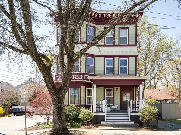 62 Holworthy Street #1, Cambridge, MA 02138