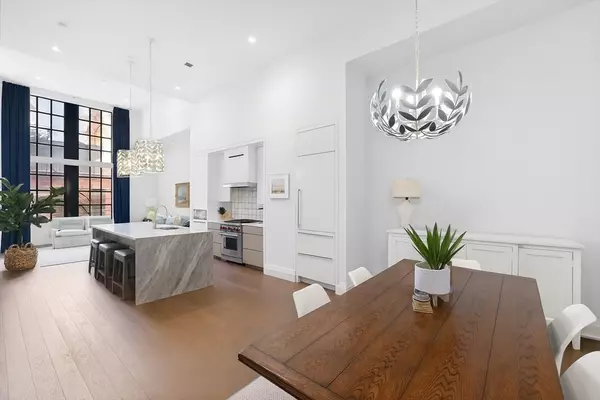 Boston, MA 02114,45 Temple St #410