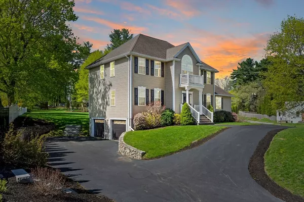 567 Summer St, Lynnfield, MA 01940