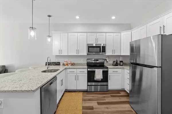 Clinton, MA 01510,3109 Briarwood Vlg #3109