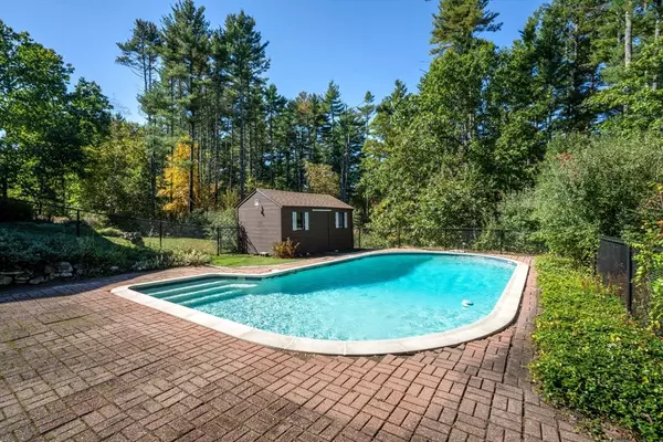 Groton, MA 01450,189 Flavell Rd