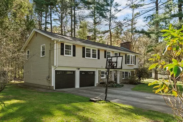 Framingham, MA 01701,33 Ledgewood Rd